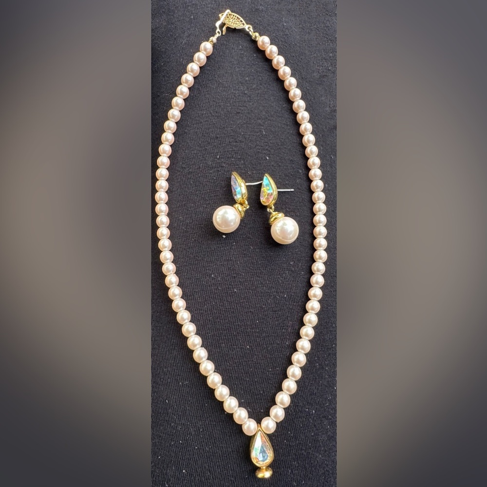 Pearl Necklace and Earring Set